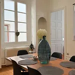 Le Grand Haussmannien * Le Puy-en-Velay